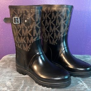 Michael Kors Rainboots: Size 7